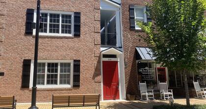 Little Inn on Main 214 West Main Street