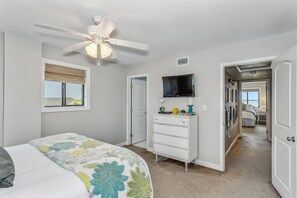 2 bedrooms, iron/ironing board, free WiFi, bed sheets - Your Family Friendly Vacation Awaits! Olympic Size Pool! Short Walk to Beach (Pensacola Beach)