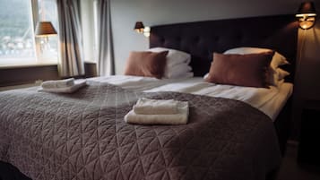 Quadruple Room | Soundproofing, free WiFi, bed sheets