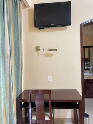 In-room safe, desk, laptop workspace, iron/ironing board