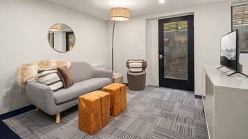 Classic Studio | Ruang tamu