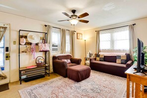 TV, DVD player, books, video library - Cottage w/ Furnished Deck: 1 Mi to Dtwn Craig! (Craig)
