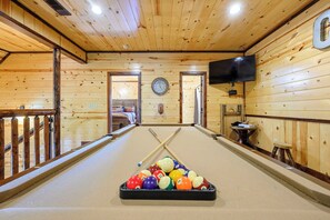 4 soverom, wi-fi (inkludert) og sengetøy