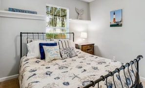 3 chambres, fer et planche à repasser, Wi-Fi gratuit, draps fournis