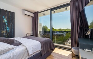 4 Schlafzimmer, Reisekinderbett, kostenloses WLAN, Bettwäsche