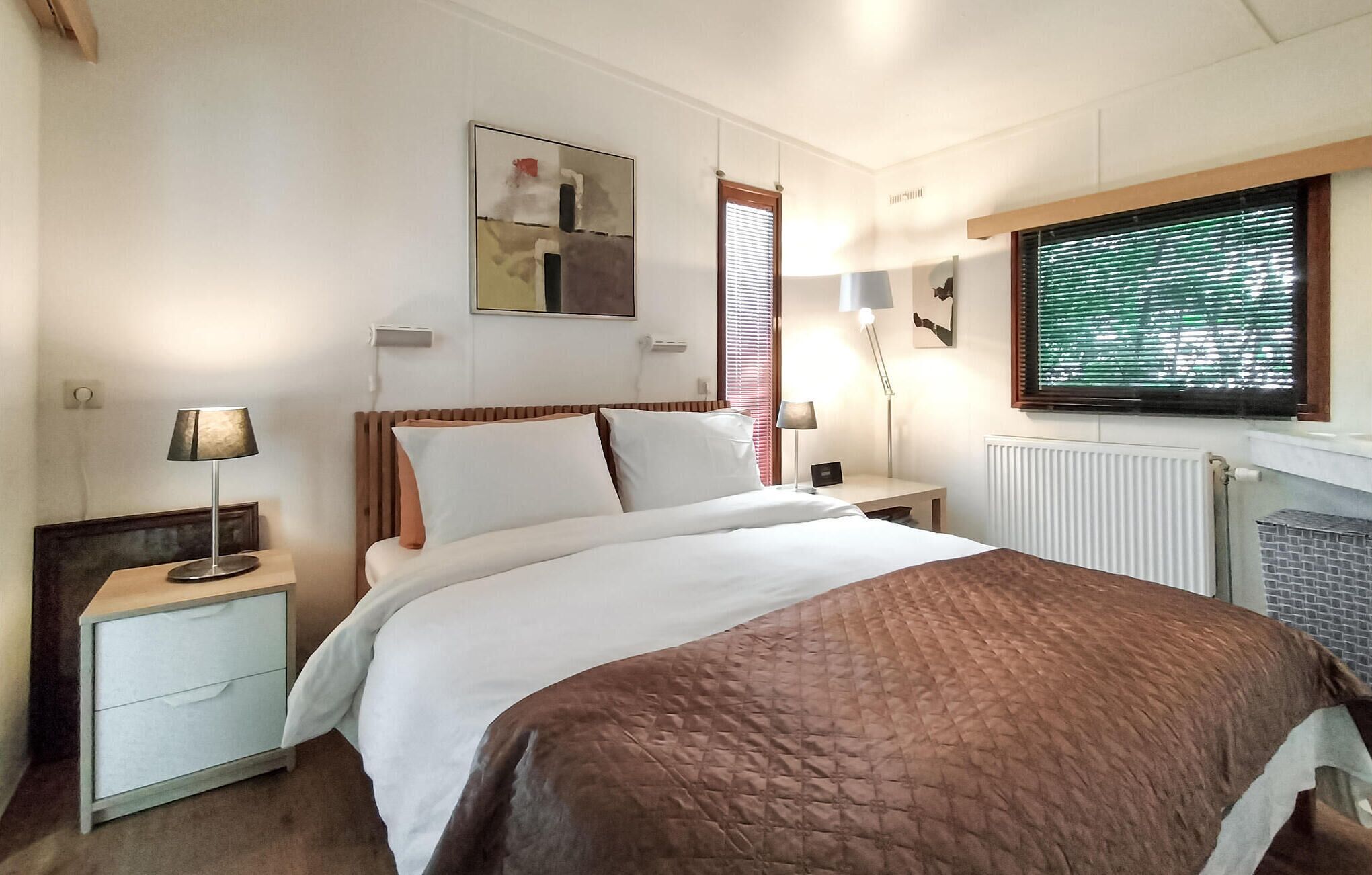 2 slaapkamers, reisbedje, gratis wifi, beddengoed