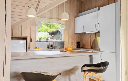 Awesome home in Hejls with WiFi