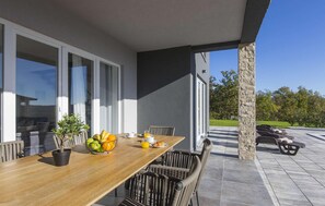 Outdoor dining - 3 bedroom beautiful home in Labin (Labin)