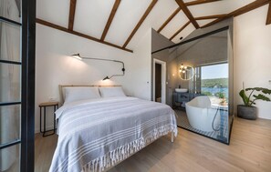4 habitaciones, cuna de viaje, wifi gratis y ropa de cama 