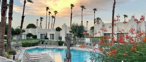 Udendørs pool, opvarmet pool