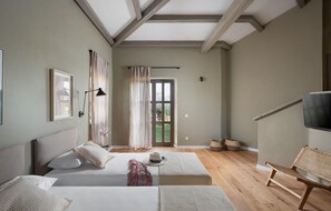 3 Schlafzimmer, Reisekinderbett, kostenloses WLAN, Bettwäsche