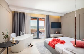 4 عدّة غرف نوم وسرير سفر وواي فاي مجانًا وملاءات أسرّة