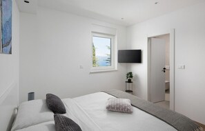 1 Schlafzimmer, Reisekinderbett, kostenloses WLAN, Bettwäsche