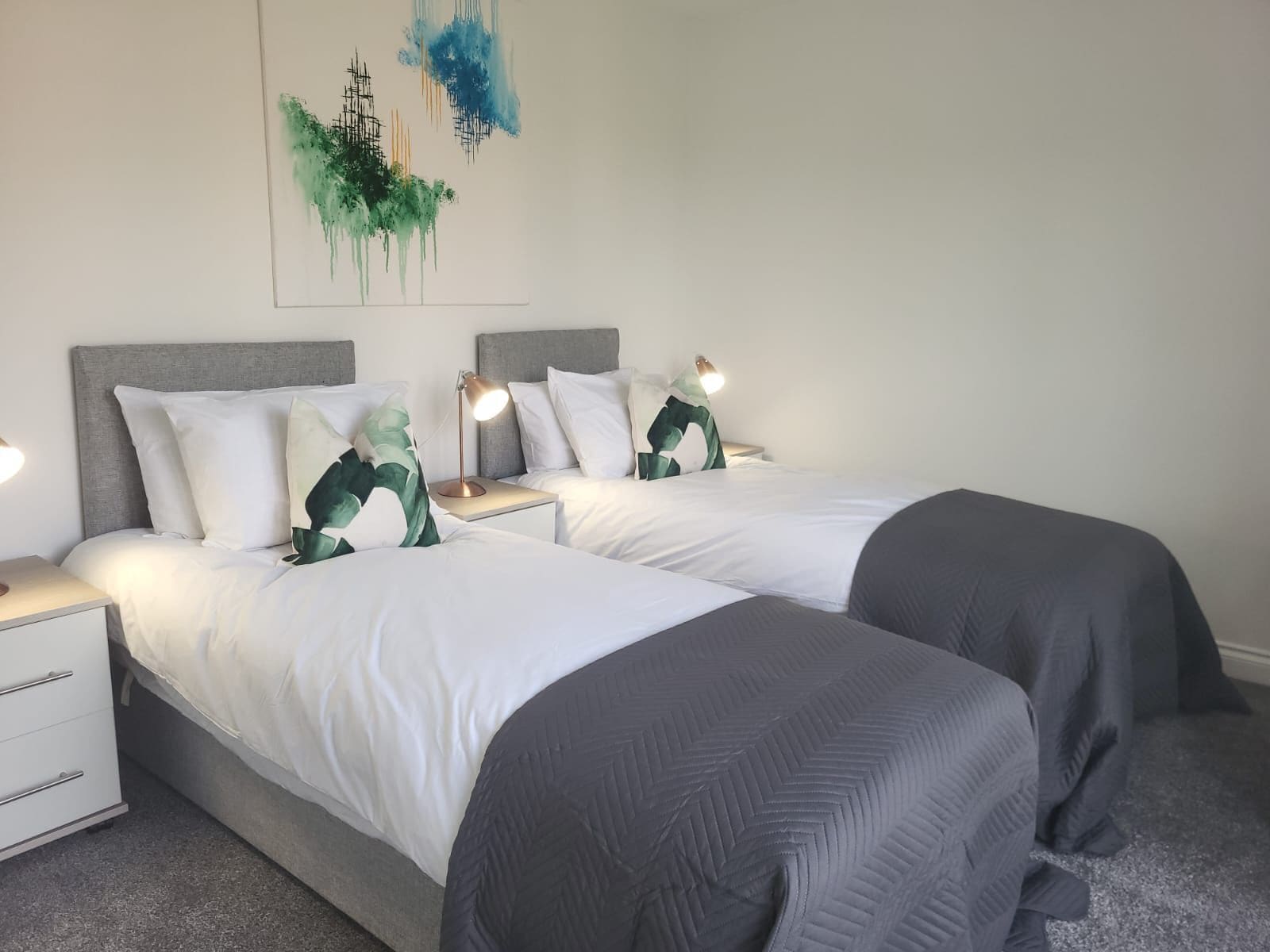 2 bedrooms, iron/ironing board, free WiFi, bed sheets