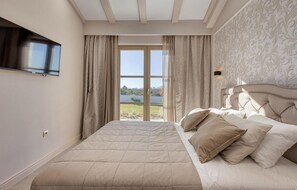 4 عدّة غرف نوم وسرير سفر وواي فاي مجانًا وملاءات أسرّة