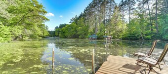 Grill & Fire Pit: Waterfront Cameron Retreat!