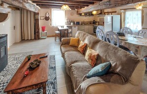 TV, fireplace, table tennis