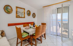 Dining - Cozy apartment in Baric Draga (Baric Draga)