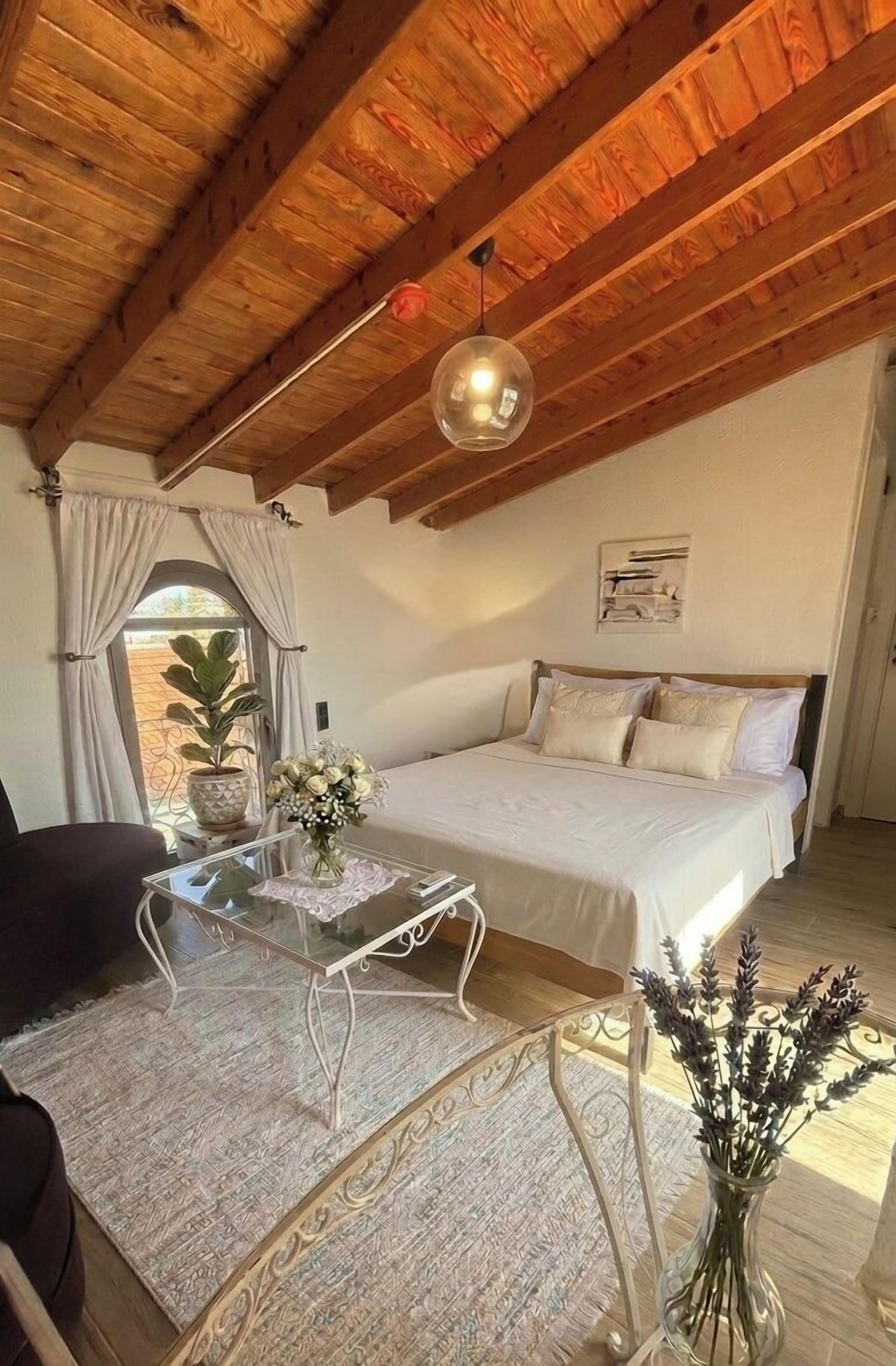 Ropa de cama de alta calidad, colchones Select Comfort y wifi gratis 