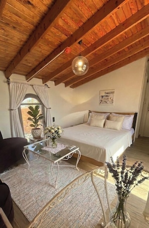 Quarto luxo | Roupas de cama premium, camas Select Comfort, Wi-Fi de cortesia