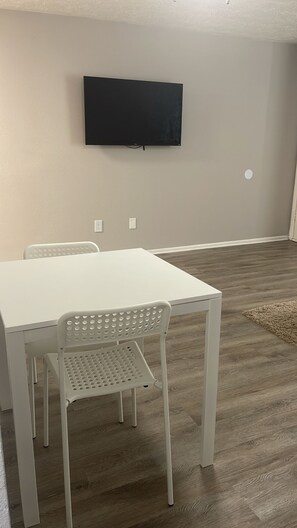 Dining - pool view villa  (Jacksonville)