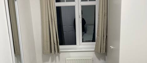 4 Schlafzimmer, kostenloses WLAN, Bettwäsche