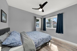 4 chambres, fer et planche à repasser, Wi-Fi gratuit, draps fournis