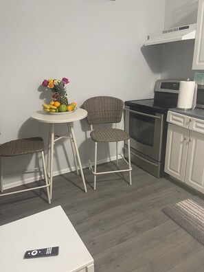 Interior - Close to Denver international airport , Denver healthcare, (Denver)