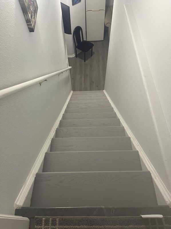 Interior - Close to Denver international airport , Denver healthcare, (Denver)