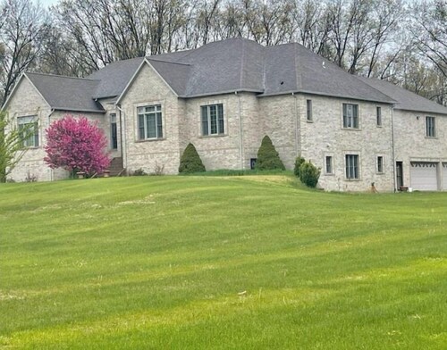Cozy Countryside  Getaway