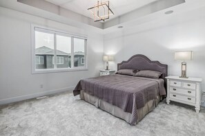 4 camere, una scrivania, ferro/asse da stiro, Wi-Fi