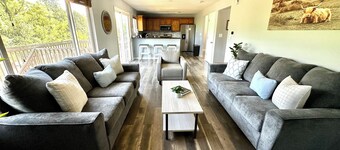 Suburban Oasis with Hot Tub Spa