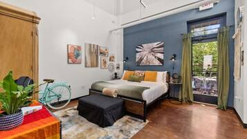 1 habitación, escritorio, wifi gratis y ropa de cama
