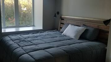 2 chambres, fer et planche à repasser, Wi-Fi, draps fournis