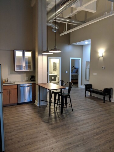 Spacious 2-bedroom, 2-bathroom Industrial Style Loft Apartment.  Village locale!