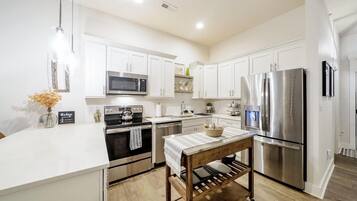 Microwave, oven, stovetop, dishwasher