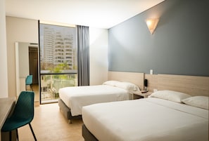 Premium bedding, down duvets, pillow-top beds, minibar - Hotel Rilux Cartagena (Cartagena)