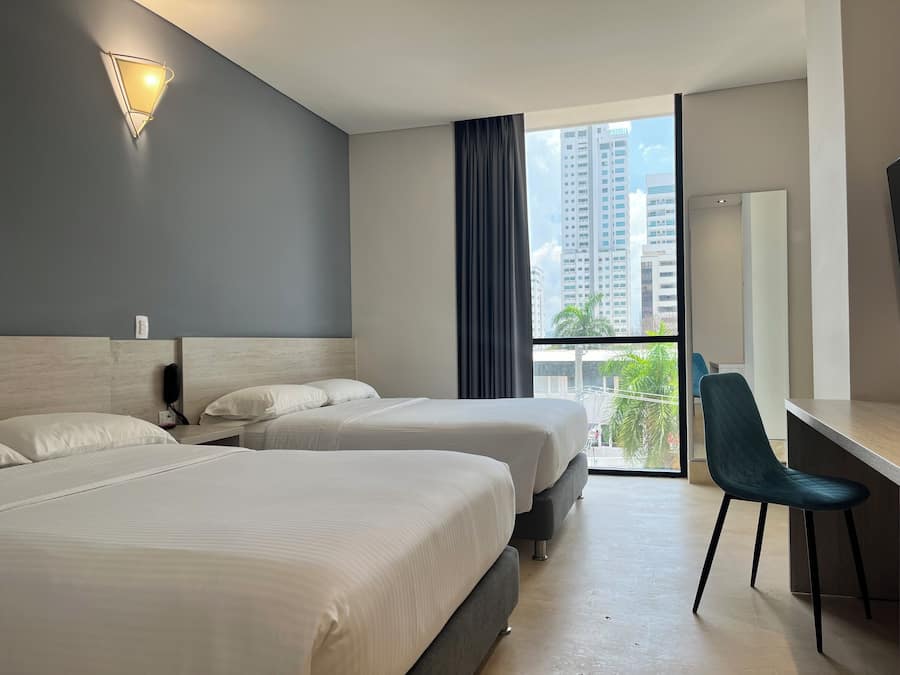 Rilux Twin Vista a la Ciudad | Premium bedding, down comforters, pillowtop beds, minibar