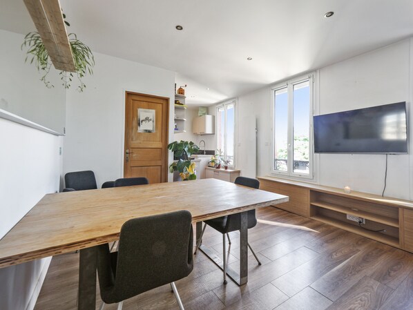 Dining - Appartement Heinrich - Welkeys (Boulogne-Billancourt)