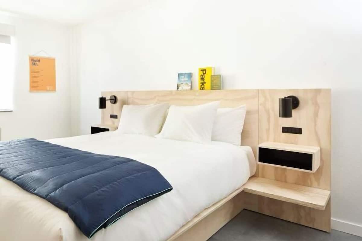 1 bedroom, in-room safe, blackout curtains, free WiFi