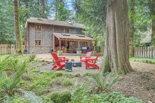 Mt. Hood Alpine Chalet w/ hot tub, kid & dog friendly