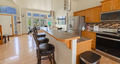 Family & Business: Near Spokane Airport, Fairchild AFB, & Northern Quest Casino