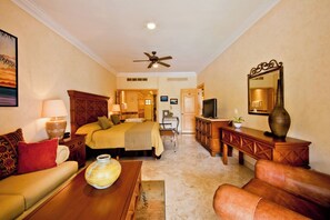 2 bedrooms, desk, iron/ironing board, travel cot - PENTHOUSE VIEWS! BradAndJoeyRentals Sunsets, beach & city lights (Nuevo Vallarta)