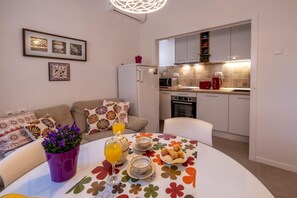 Apartment | 2 bedrooms - Apartments Ljubav - With Parking (Makarska)