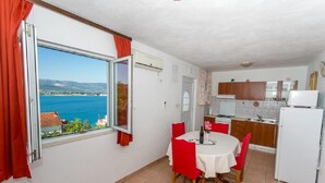 Unclassified image, 4 of 12, button - Apartments Marija - 60 m From Beach (Trogir)
