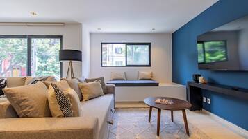 Smart TV de 75 pulgadas con canales digitales y bocina smart