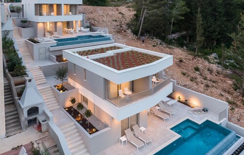 Lovely home in Vela Luka