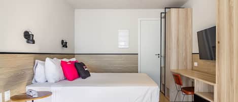1 chambre, Wi-Fi gratuit, draps fournis