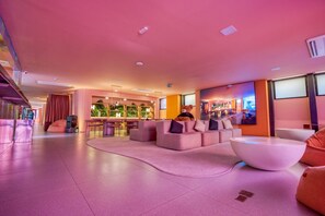 Lobby - Housi Paulista (São Paulo)