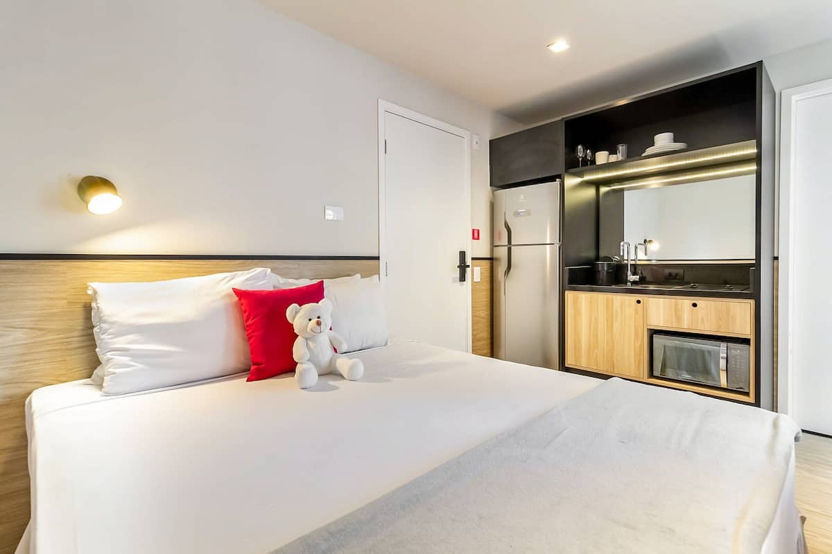 1 bedroom, free WiFi, bed sheets